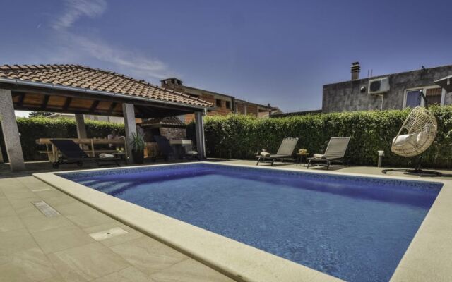 House Jolumar Biograd na Moru