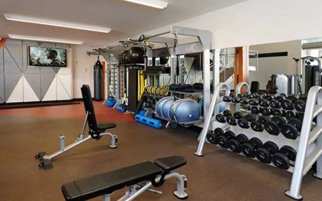Studio City Universal Apartments