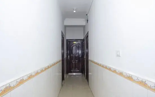 Yuxi Jinhong Hotel (Nie'er Park)