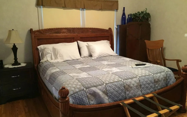 Far View - A Bed & Breakfast Estate