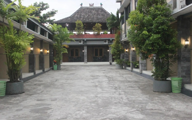 Cyka Raya Hotel