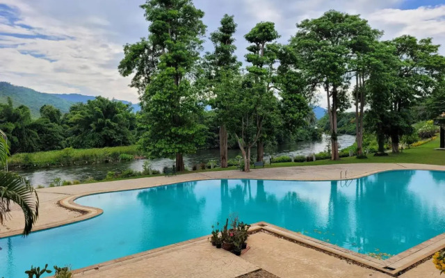 Aekpailin River Kwai Resort Kanchanaburi