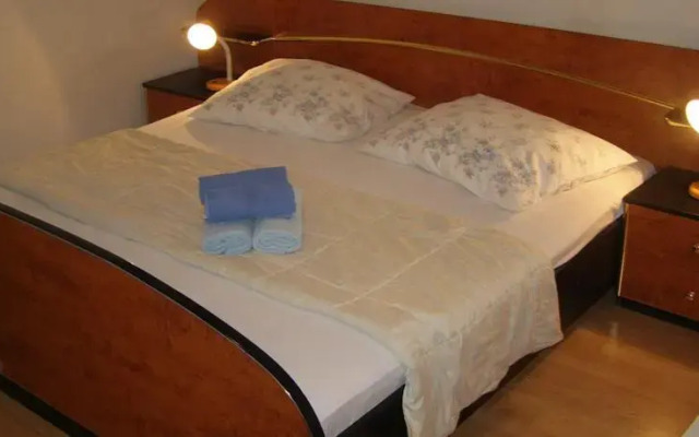 Rooms Dropulić