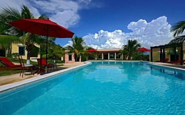 Hacienda y Glamping La Carlotta