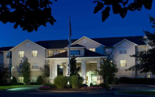 Homewood Suites by Hilton Newark-Cranford