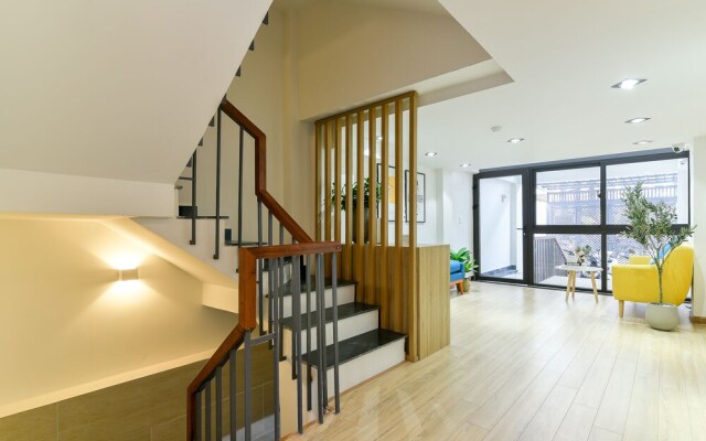 Cozrum Homes - Aurora House