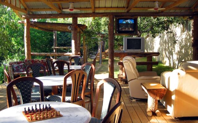 The Cedaredge Lodge