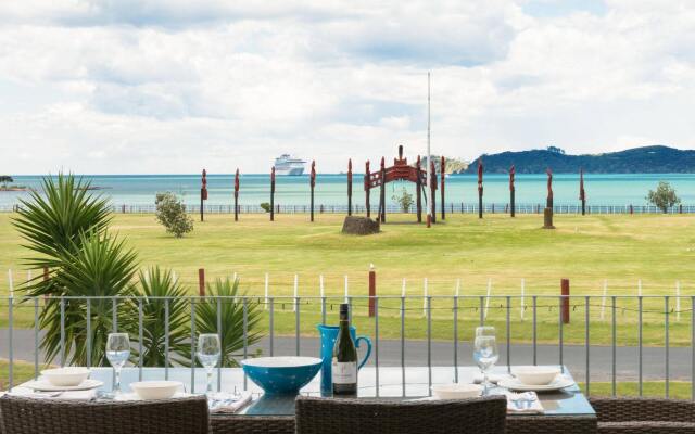 Waitangi Beach Units
