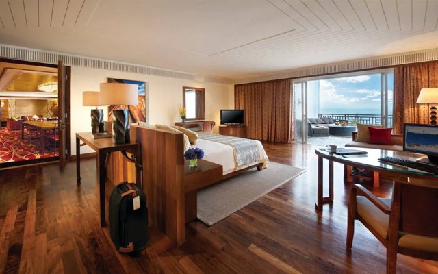 HNA Beach & Spa Resort