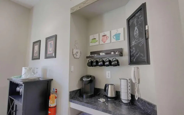 428 Calabay Parc