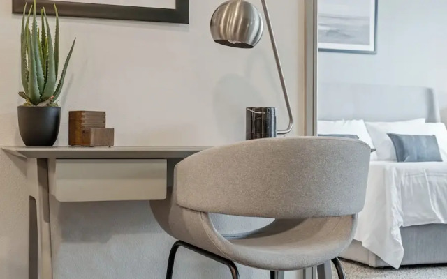 The Hayworth Apartments By Barsala