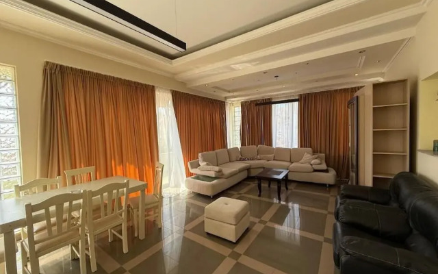 Green Garden Villa