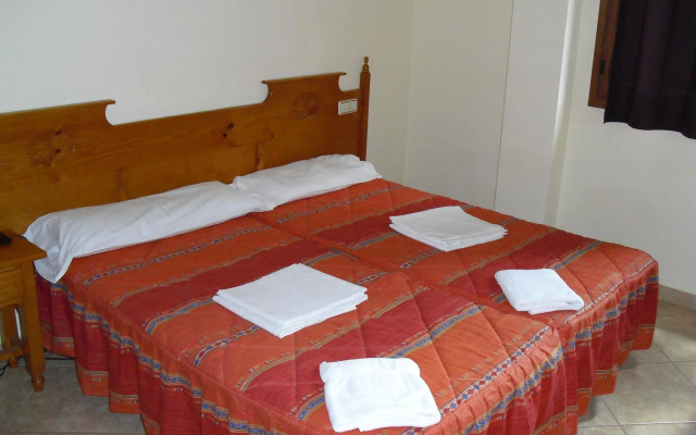 Apartamentos Anem 3000