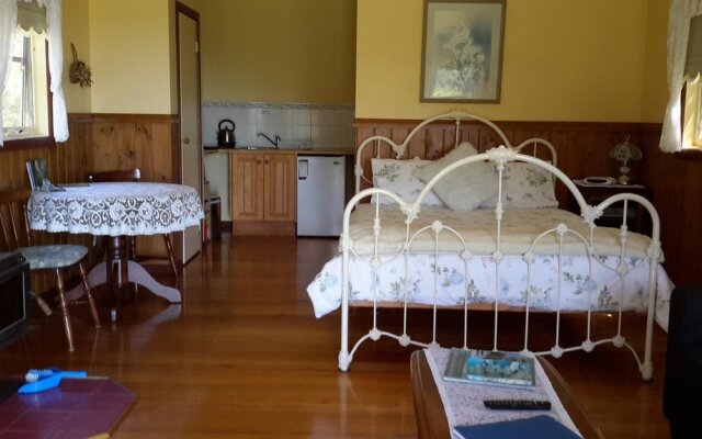 Tingara View Cottages