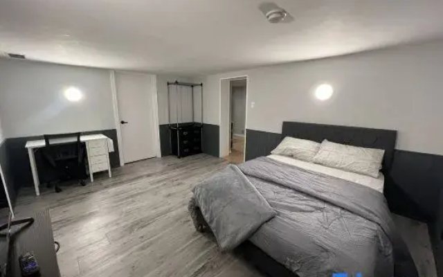 Prime Location Studio with Separate amenities