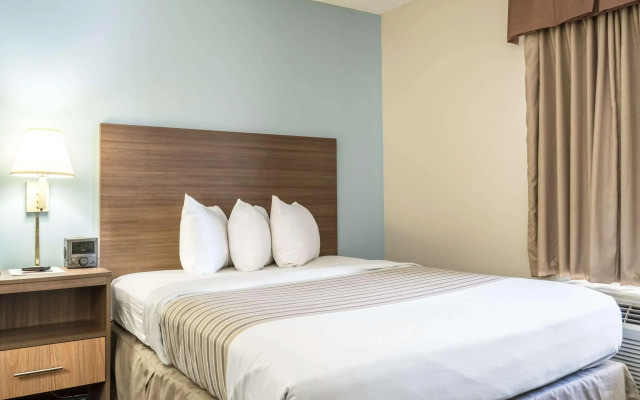 Suburban Studios of Wilmington