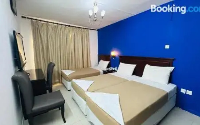 Royal Prince Hotel