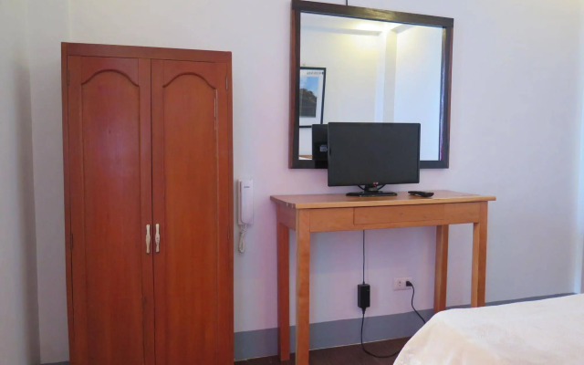 Dayunan El Nido Tourist Inn