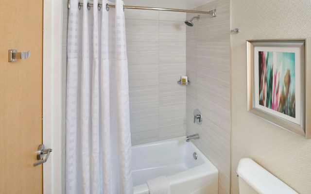 DoubleTree by Hilton Irvine - Spectrum