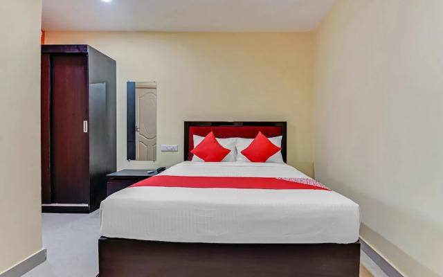 OYO Flagship 46682 New Andra House