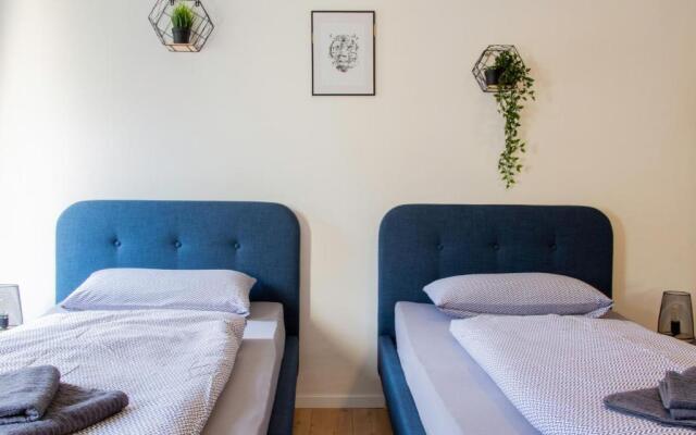 Rooms4ring@ Nürburgring Industrial Design House