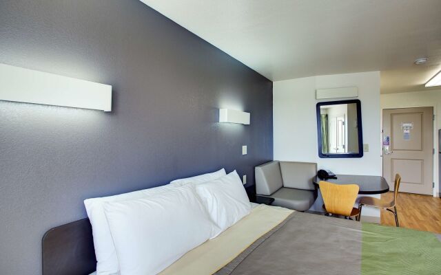 Studio 6 Sweetwater, TX