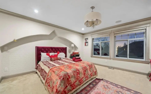 Royal Boutique Hotel