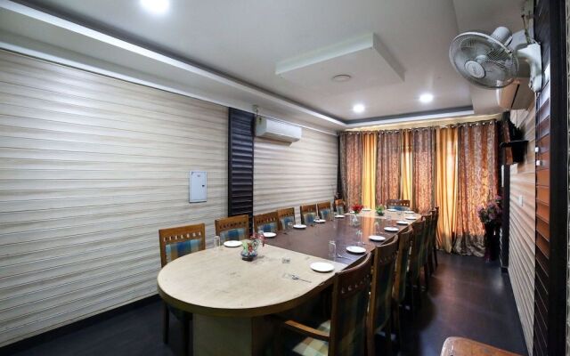 OYO 1732 Hotel The days Inn