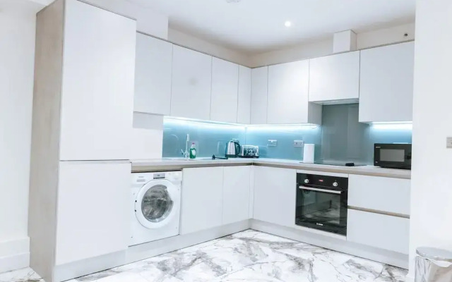 Inviting 1 Bed Apartment in Purley