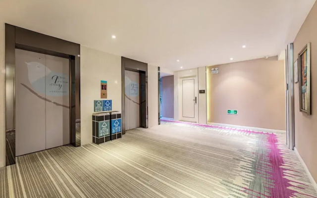 XANA LITE Hotel Shixi Metro Station