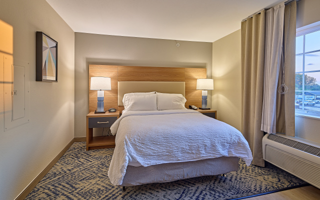 Candlewood Suites Grand Prairie by IHG