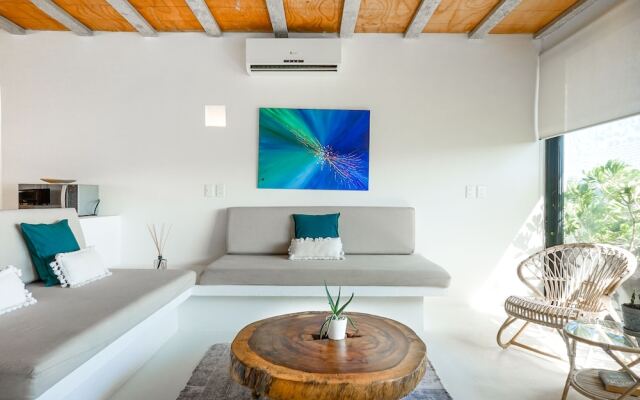 Saasil Penthouse w/ 180 Degree Jungle Panoramic View