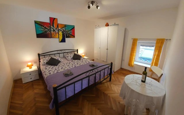 Apartment 22 Omiš