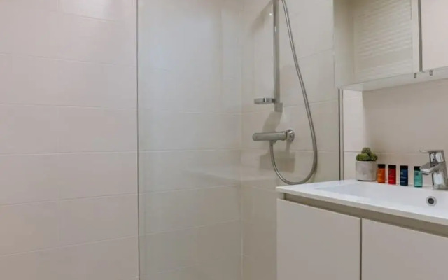 Bright Apartment Only 5 Minutes From the Beach