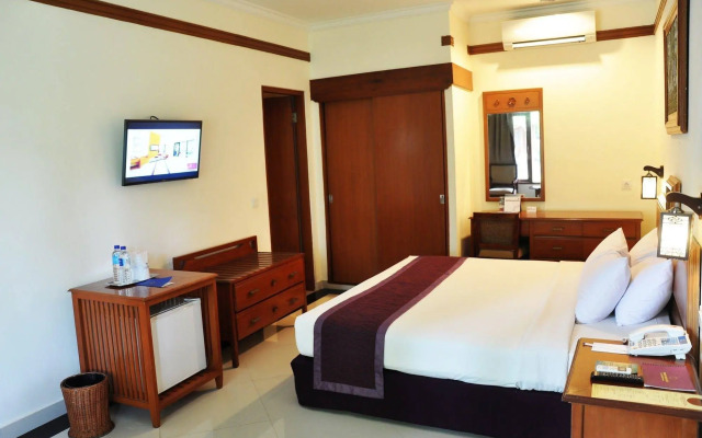 Bali Beach Hotel