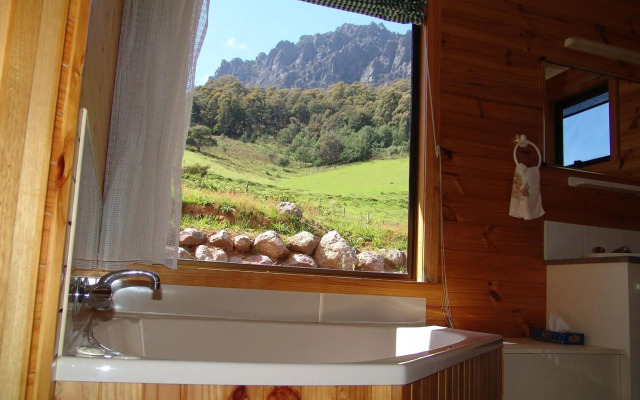 Silver Ridge Retreat