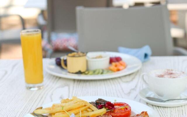 Le Pommier Wine Estate