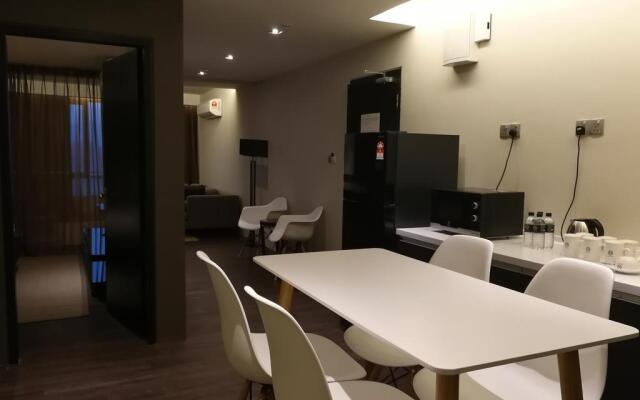 M Roof Hotel & Residences