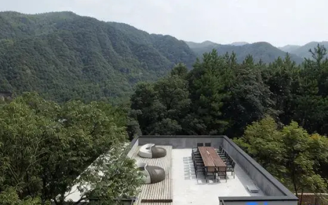 Hangzhou Qiandai Mountain Lodge (Jingshan Branch)
