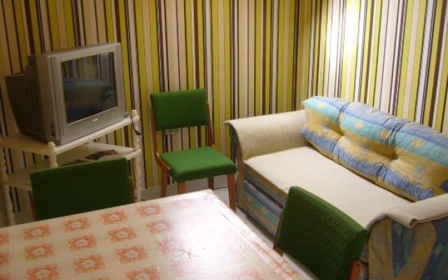 Orszag Apartmanhaz