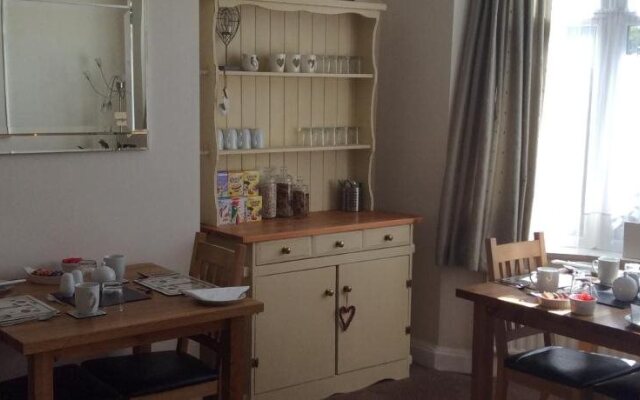 Fernlea Guest House