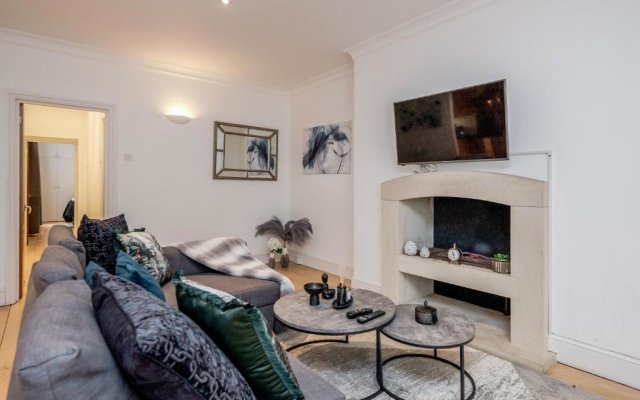 Earl's court 2 Bed Apartment Nevern Square 4
