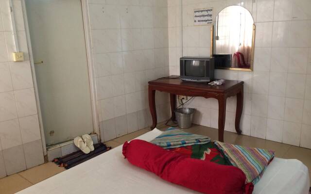 Sim Hour Guest House