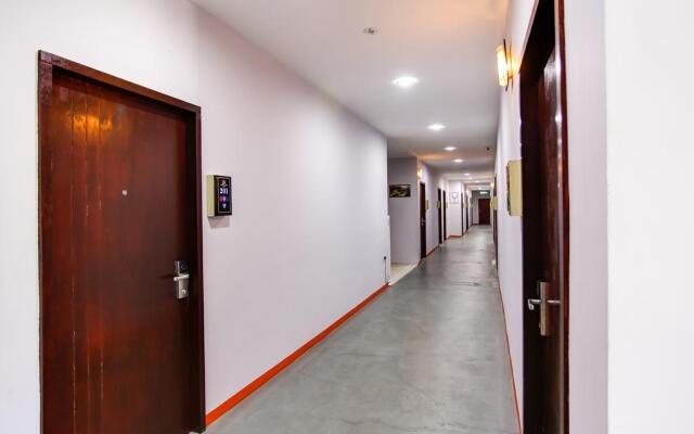 OYO 44066 Unikarya Lodge