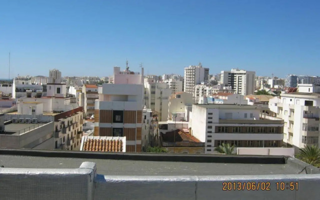 Residencial Miradoiro Guest House