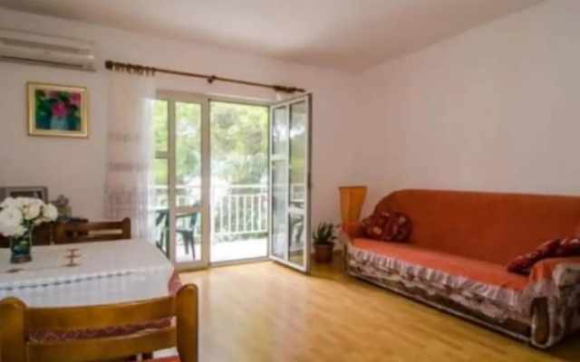 Seafront Charming Apartments Kosirina