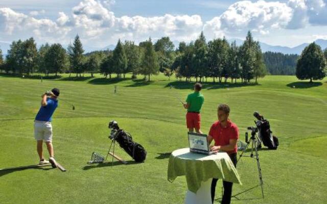 Golf- und Seehotel Engstler