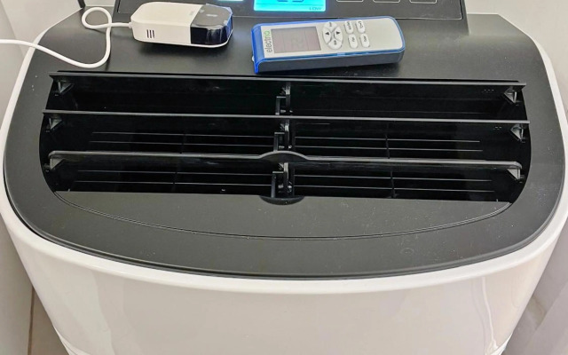 EasyStays - Modern Apartments in Windsor with Parking