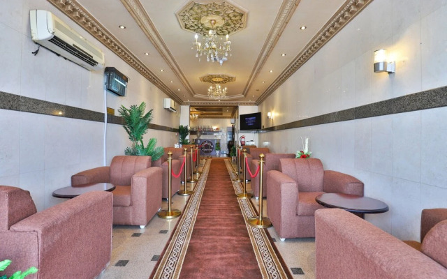 OYO 246 Hotel Hadeel Al Motamayezah