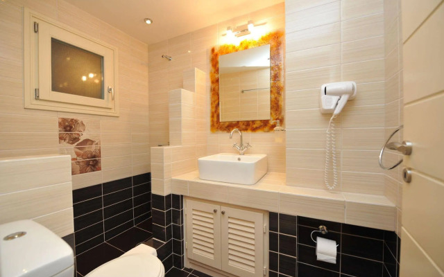 Villa Isabella Studios & Suites